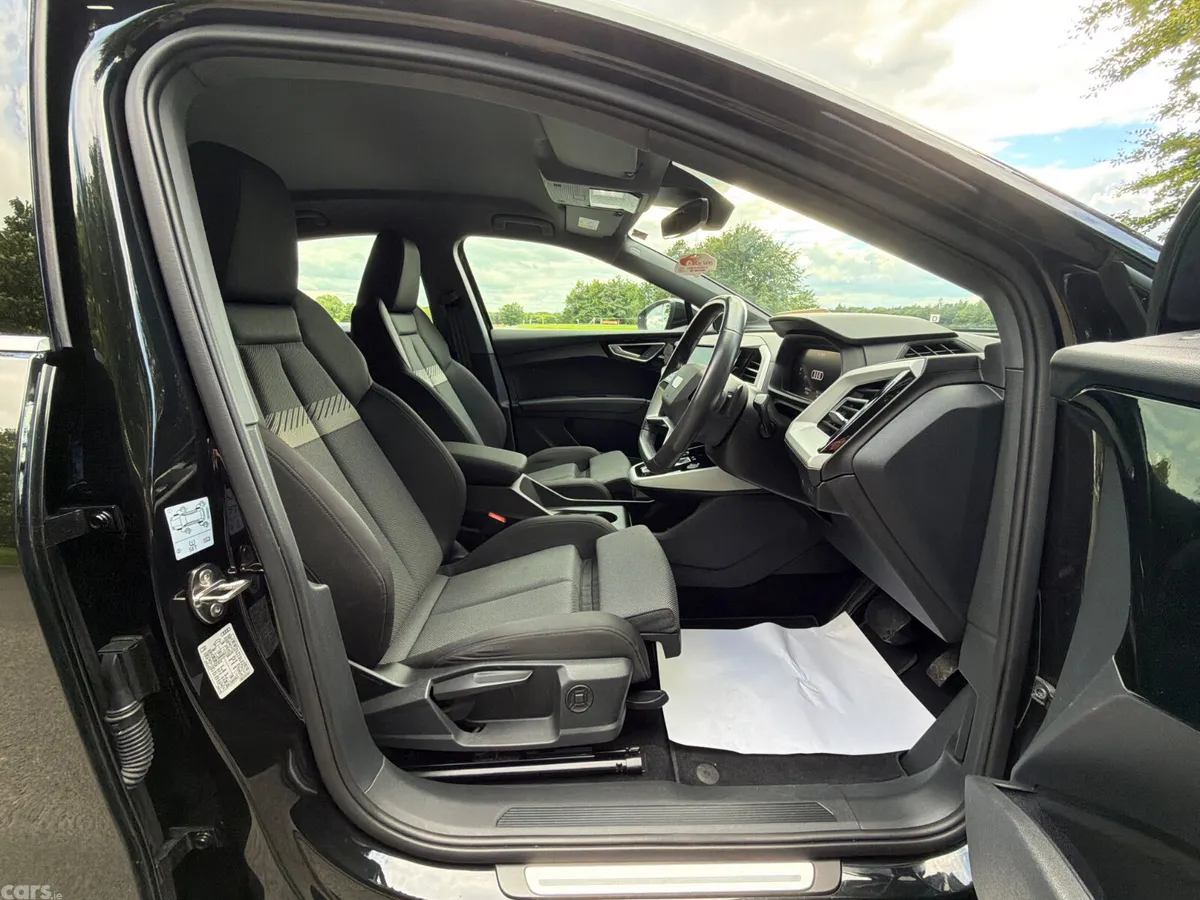 Audi e-tron Hatchback, Electric, 2023, Black