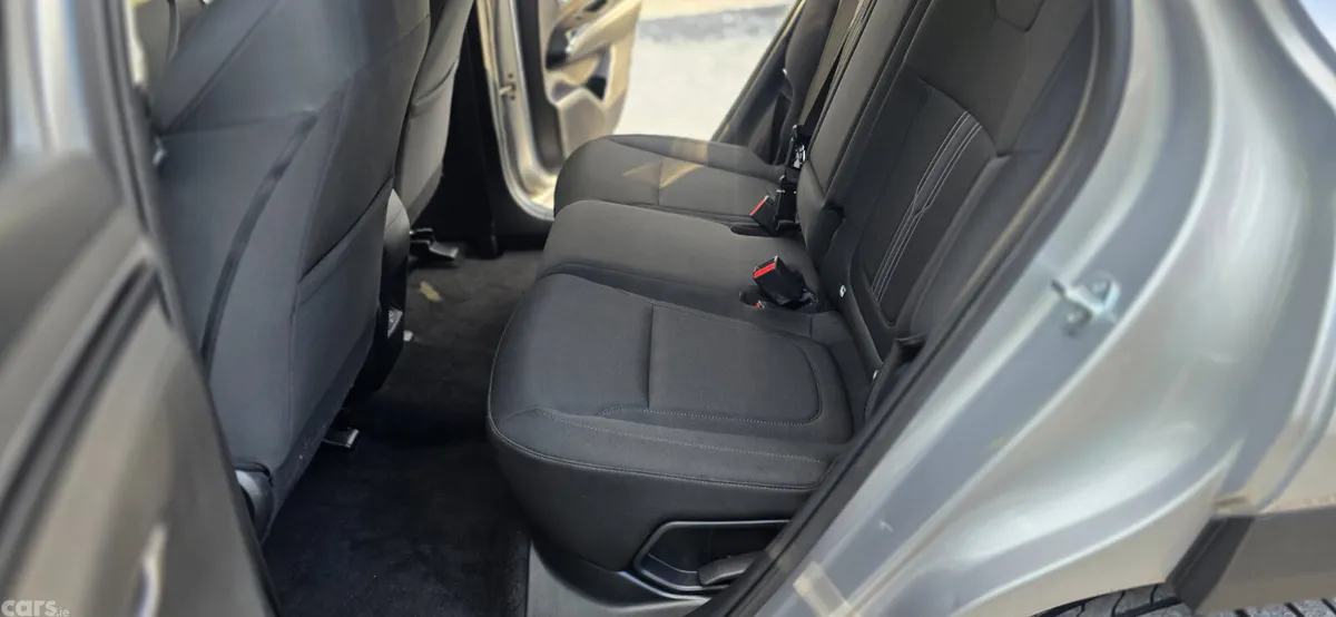 Hyundai Tucson SUV, Petrol Plug-in Hybrid, 2023, Silver