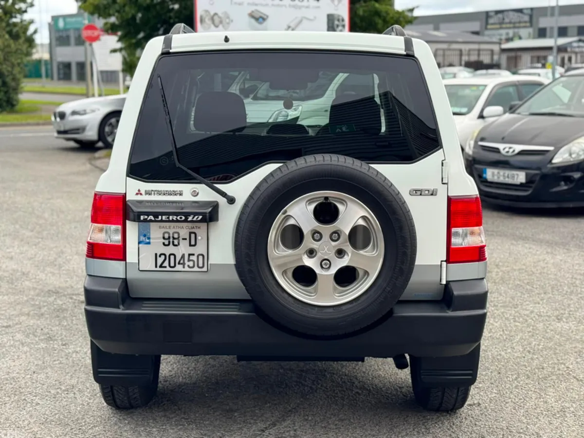 Mitsubishi Other SUV, Petrol, 1998, White