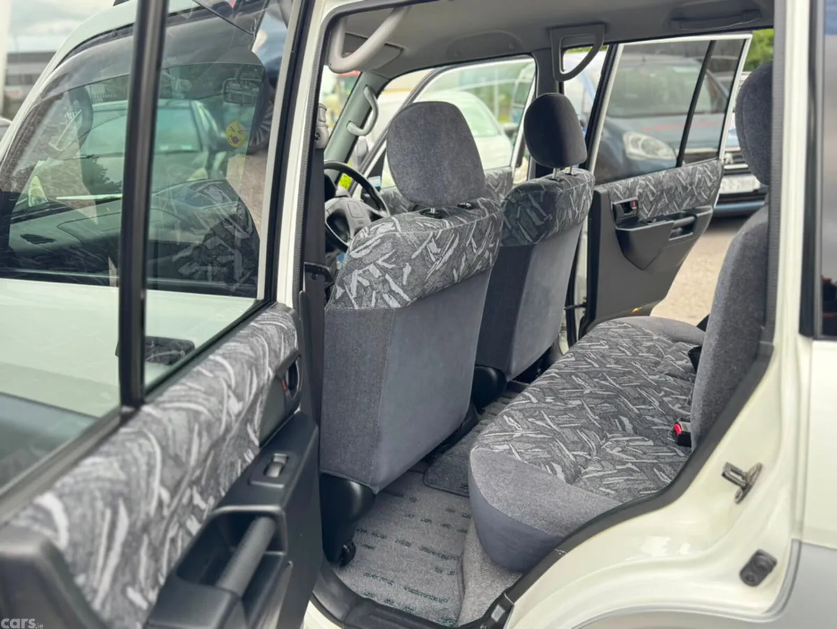 Mitsubishi Other SUV, Petrol, 1998, White