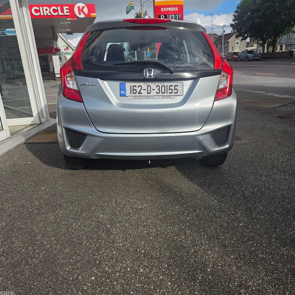 Honda Jazz Hatchback, Petrol, 2016, Silver
