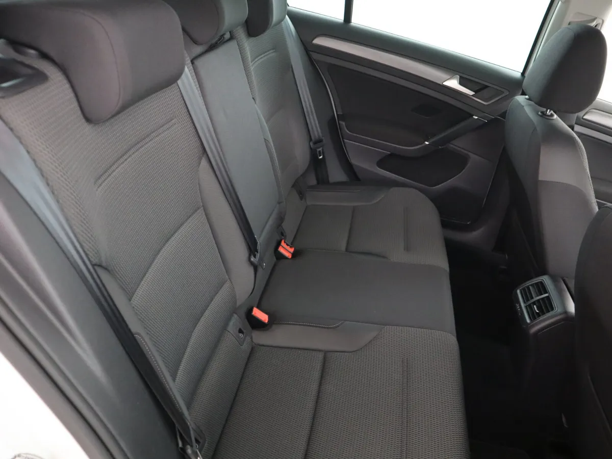 Volkswagen Golf Hatchback, Diesel, 2020, White
