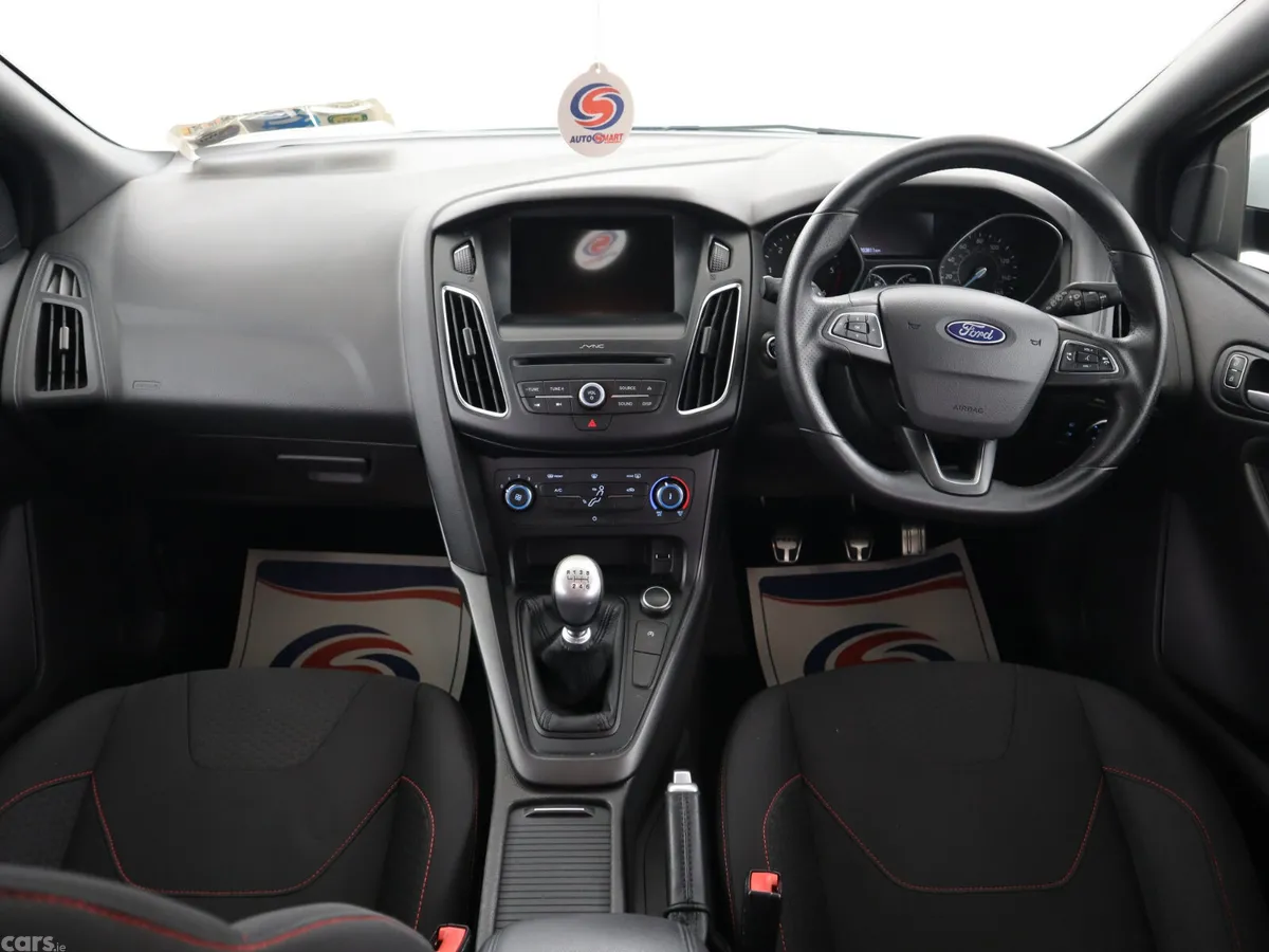 Ford Focus Hatchback, Diesel, 2017, White