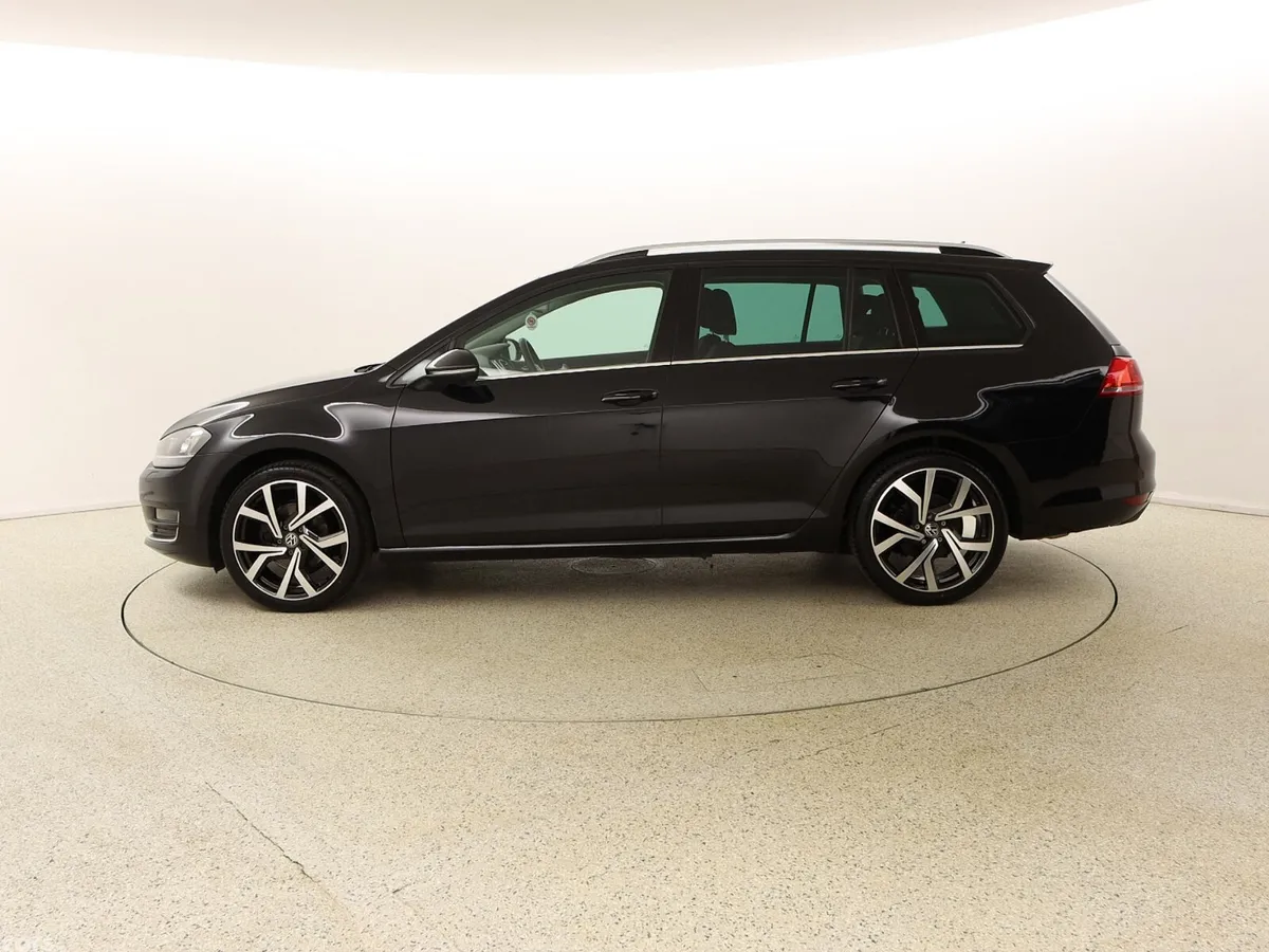 Volkswagen Golf Estate, Petrol, 2016, Black