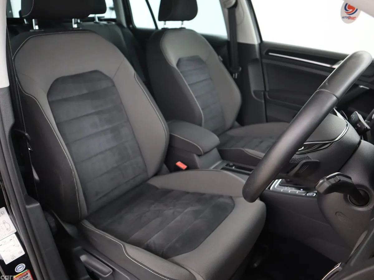 Volkswagen Golf Estate, Petrol, 2016, Black