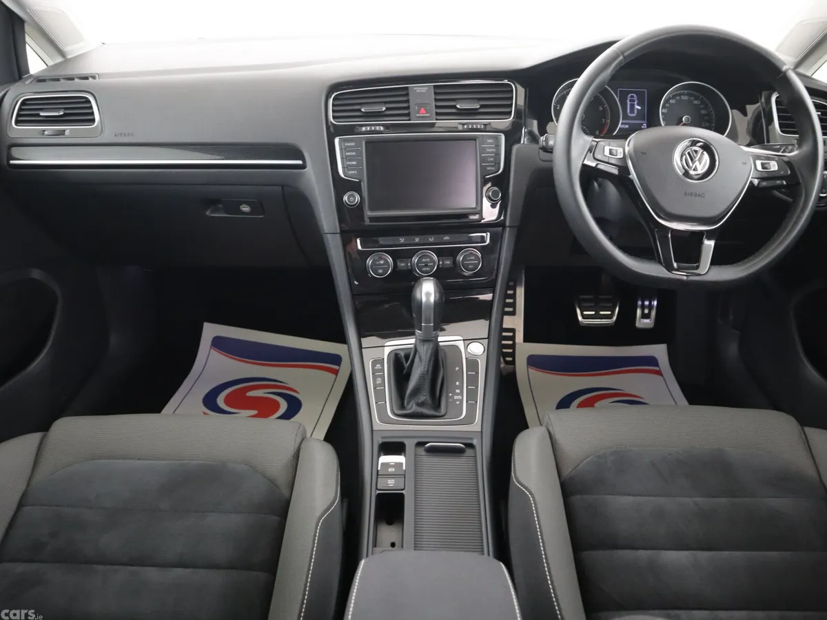 Volkswagen Golf Estate, Petrol, 2016, Black