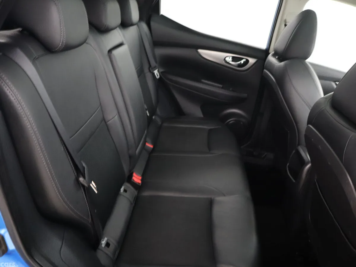 Nissan Qashqai SUV, Diesel, 2017, Blue