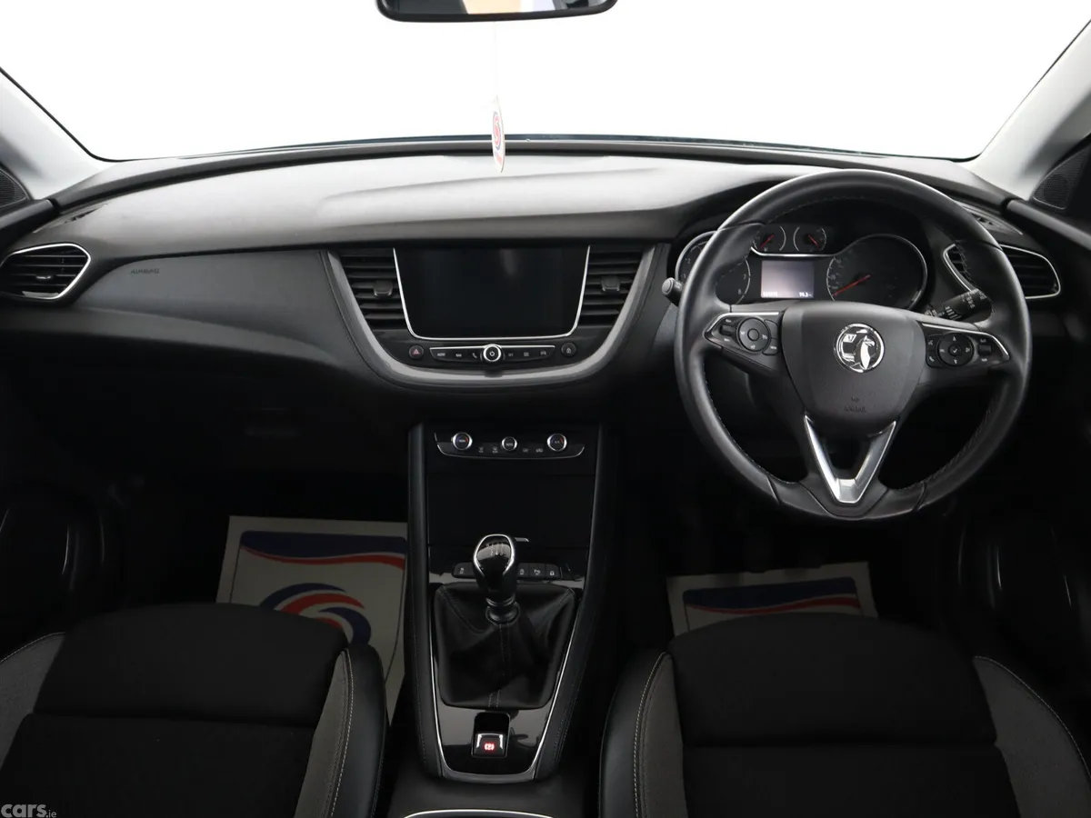 Opel Crossland X Hatchback, Petrol, 2019, Grey