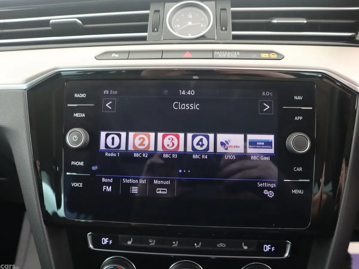 Volkswagen Passat Estate, Diesel, 2019, Grey