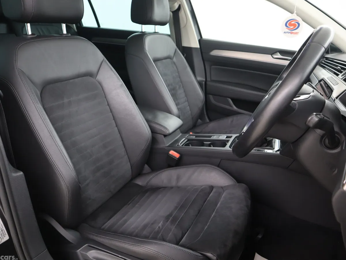 Volkswagen Passat Estate, Diesel, 2019, Grey