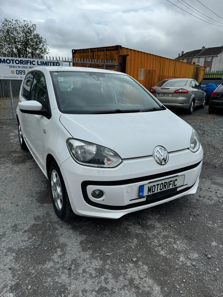 Volkswagen up! Hatchback, Petrol, 2015, White