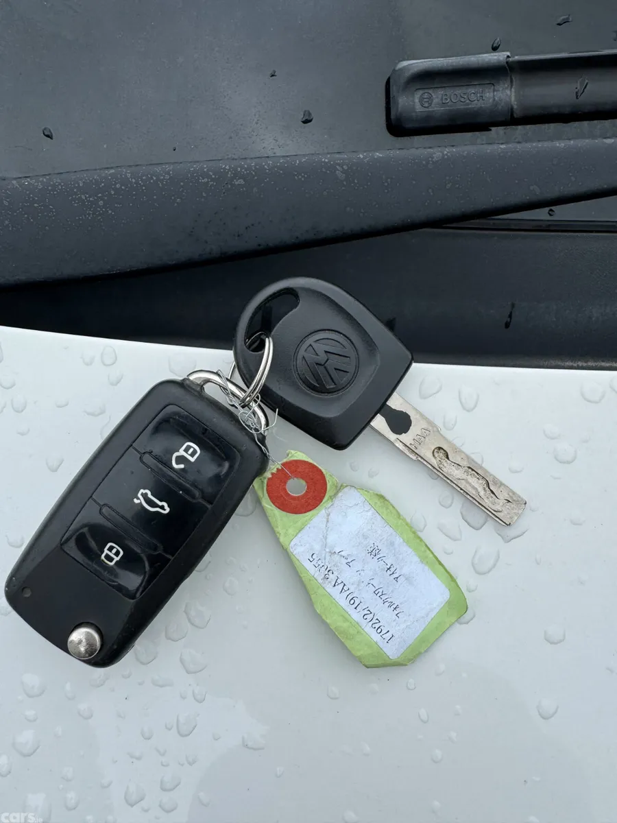 Volkswagen up! Hatchback, Petrol, 2015, White