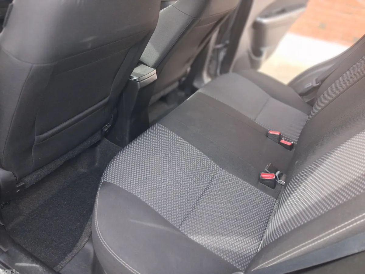 Suzuki Vitara SUV, Petrol, 2019, Grey