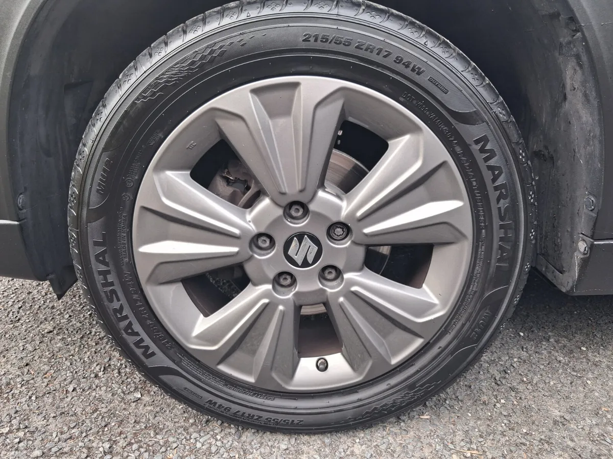 Suzuki Vitara SUV, Petrol, 2019, Grey