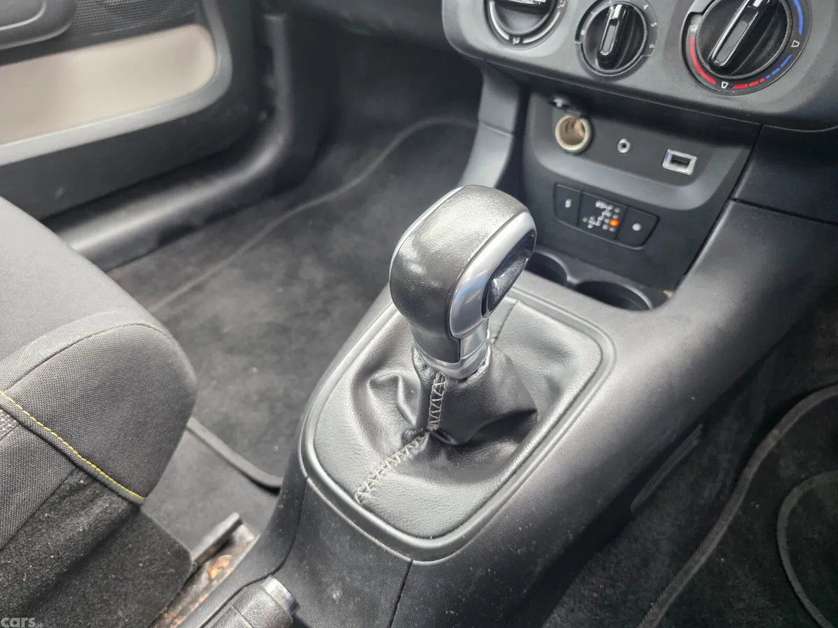 Citroen C3 Hatchback, Petrol, 2019, Red