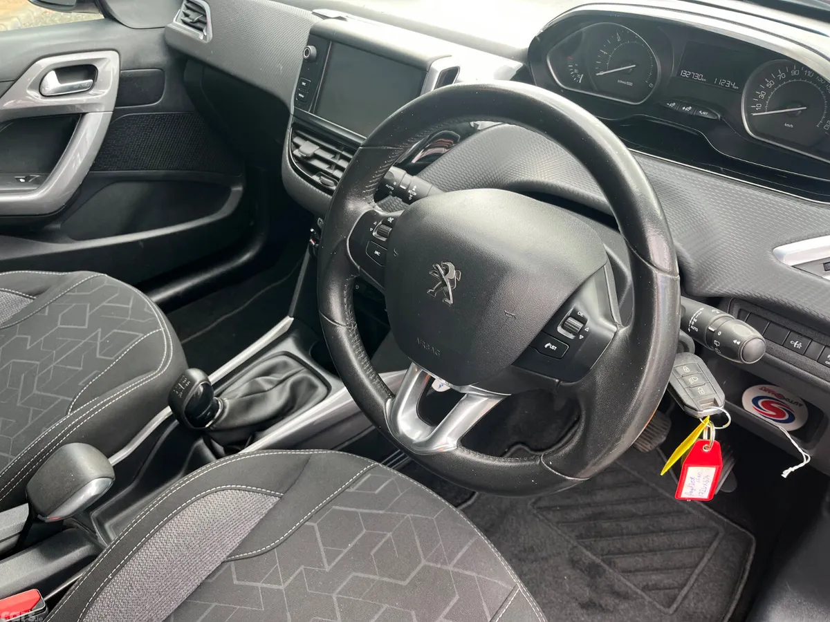 Peugeot 2008 Estate, Diesel, 2017, Red