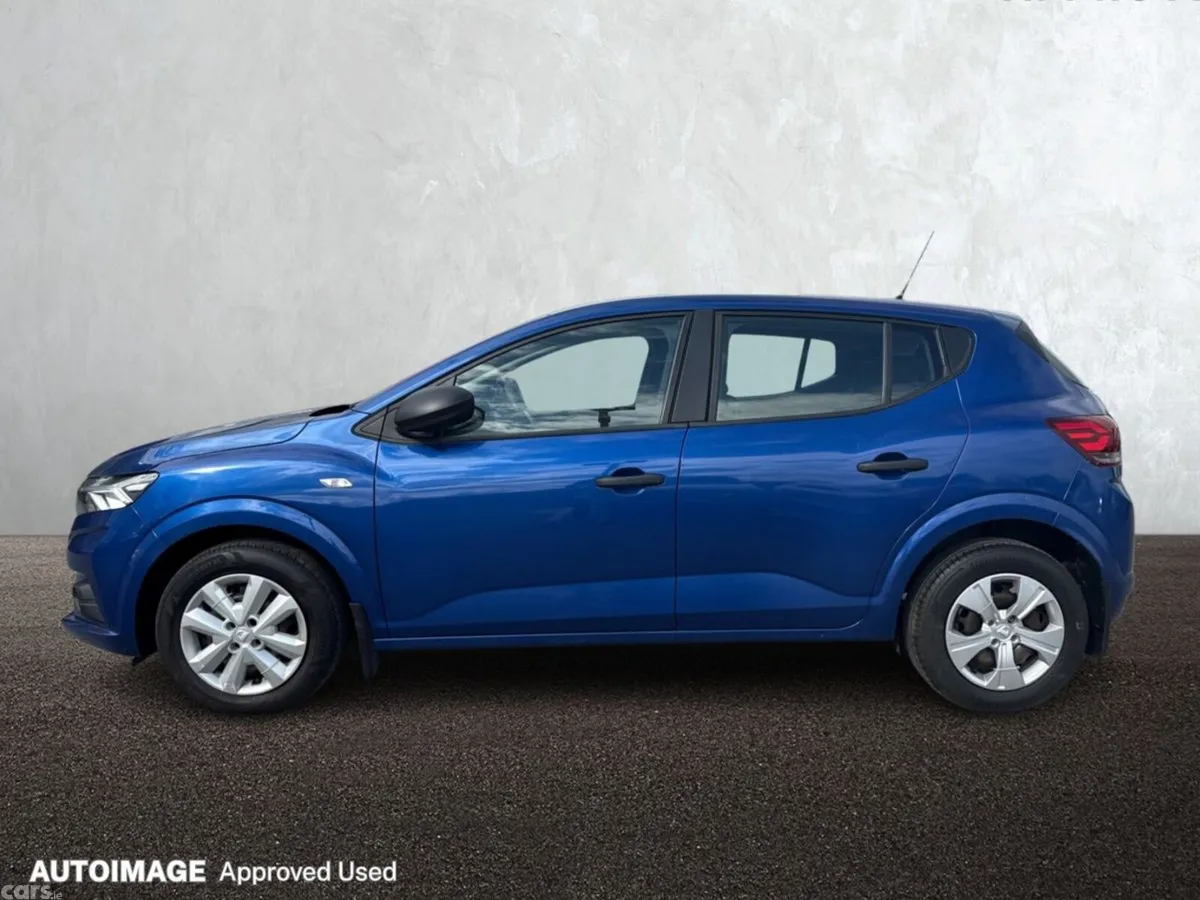 Dacia Sandero Hatchback, Petrol, 2021, Blue