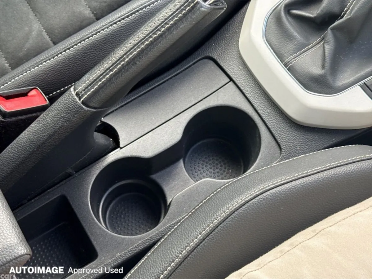 SEAT Arona SUV, Petrol, 2019, Red