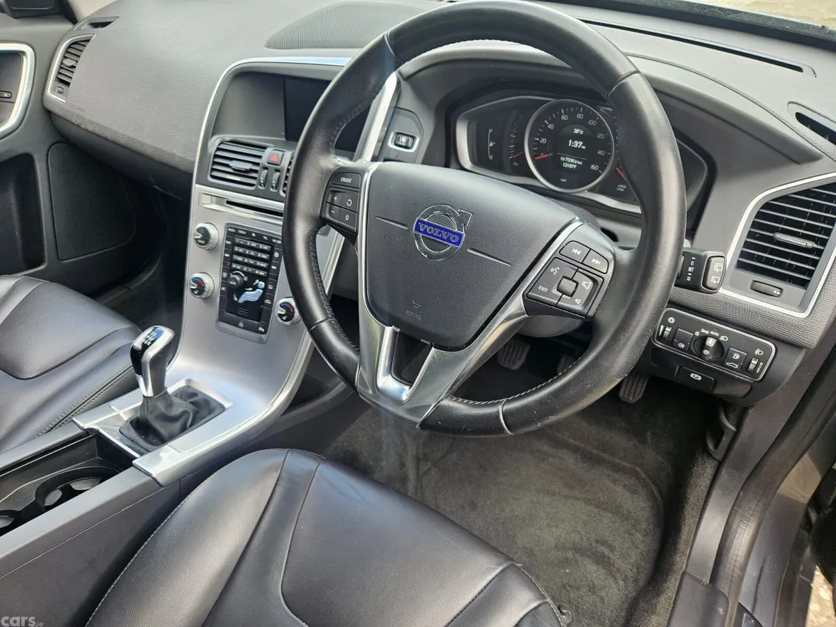 Volvo XC60 SUV, Diesel, 2017, Grey