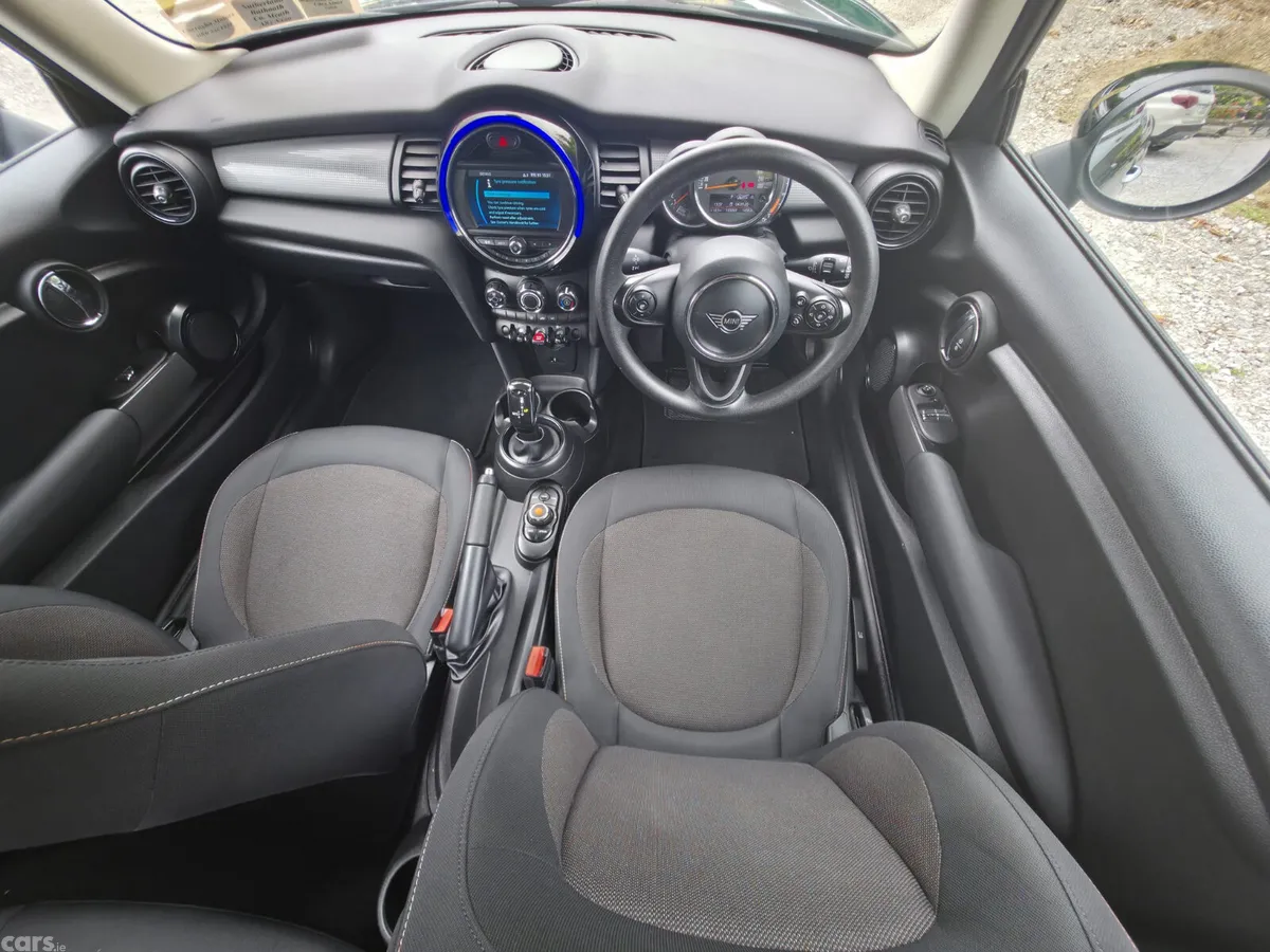 Mini Cooper Hatchback, Diesel, 2018, Green