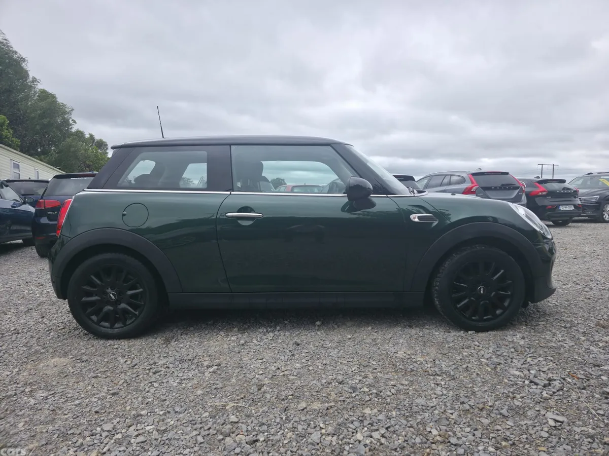 Mini Cooper Hatchback, Diesel, 2018, Green
