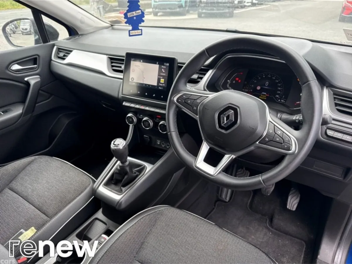 Renault Captur Hatchback, Petrol, 2022, Blue