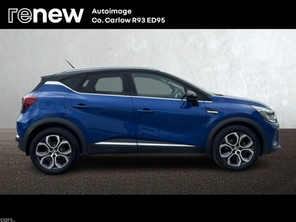 Renault Captur Hatchback, Petrol, 2022, Blue