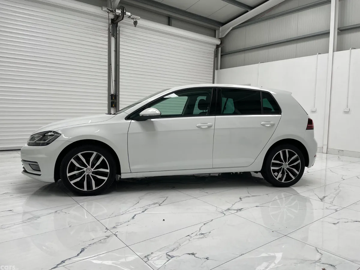 Volkswagen Golf Hatchback, Petrol, 2019, White