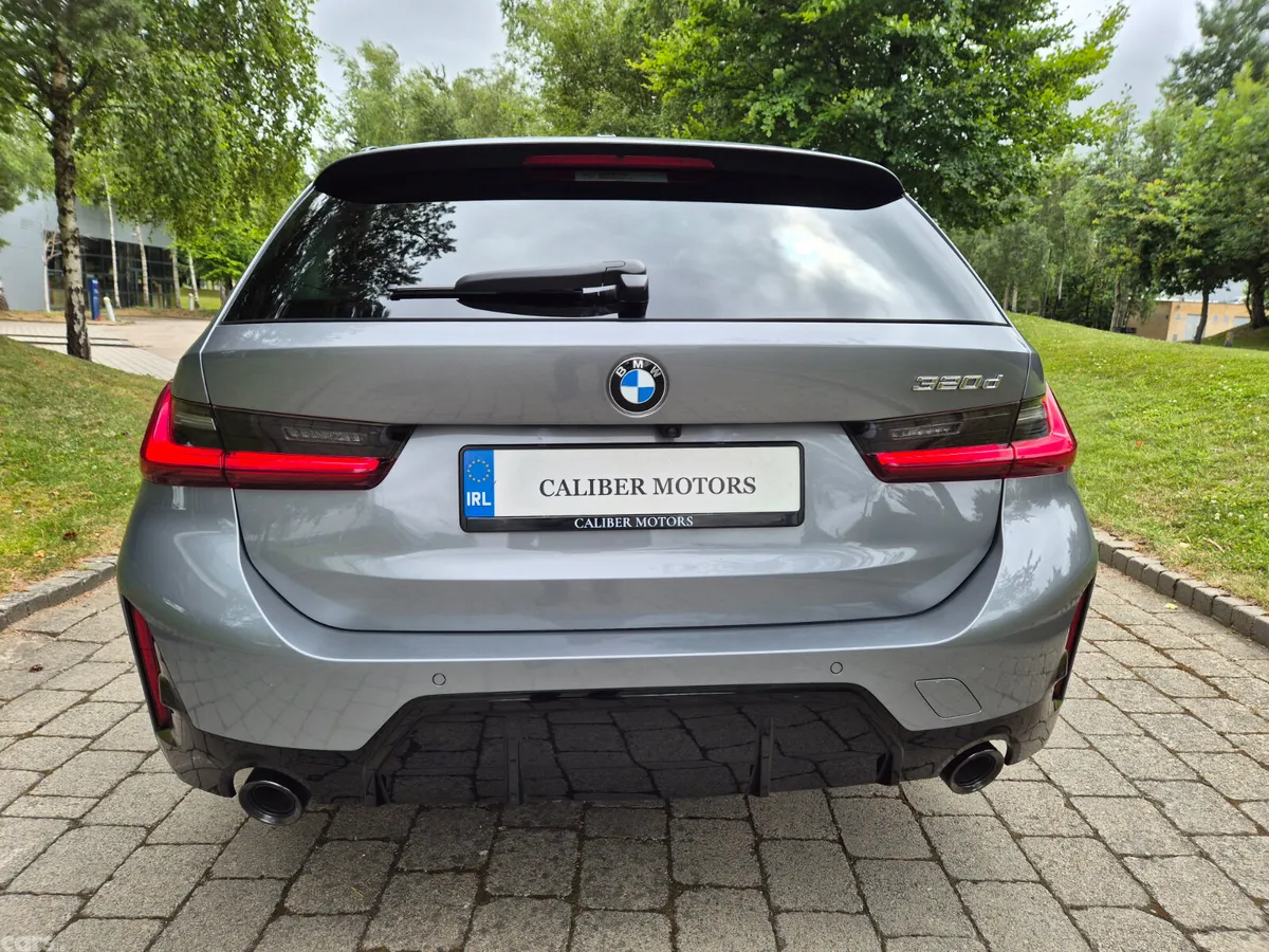 BMW 3-Series Estate, Diesel, 2023, Grey