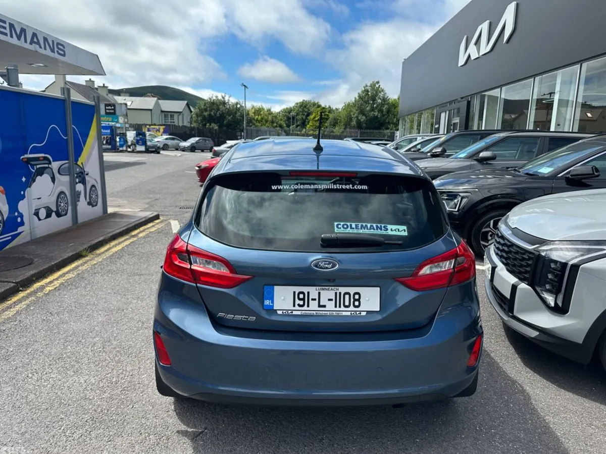 Ford Fiesta Hatchback, Petrol, 2019, Blue