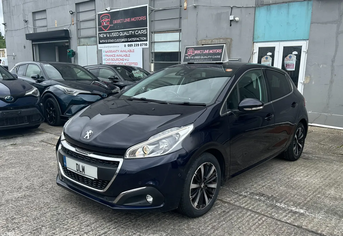 Peugeot 208 Hatchback, Petrol, 2016, Blue