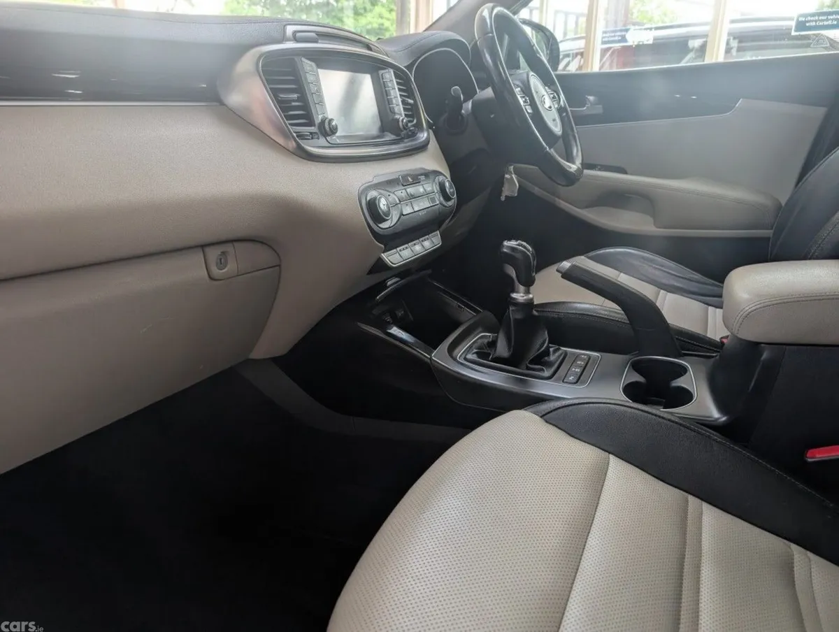Kia Sorento SUV, Diesel, 2018, Grey