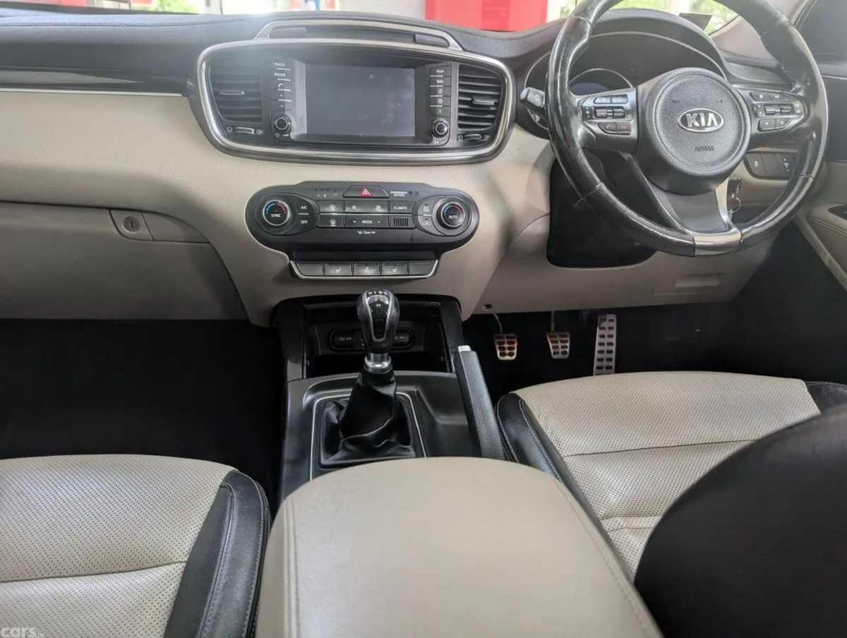 Kia Sorento SUV, Diesel, 2018, Grey