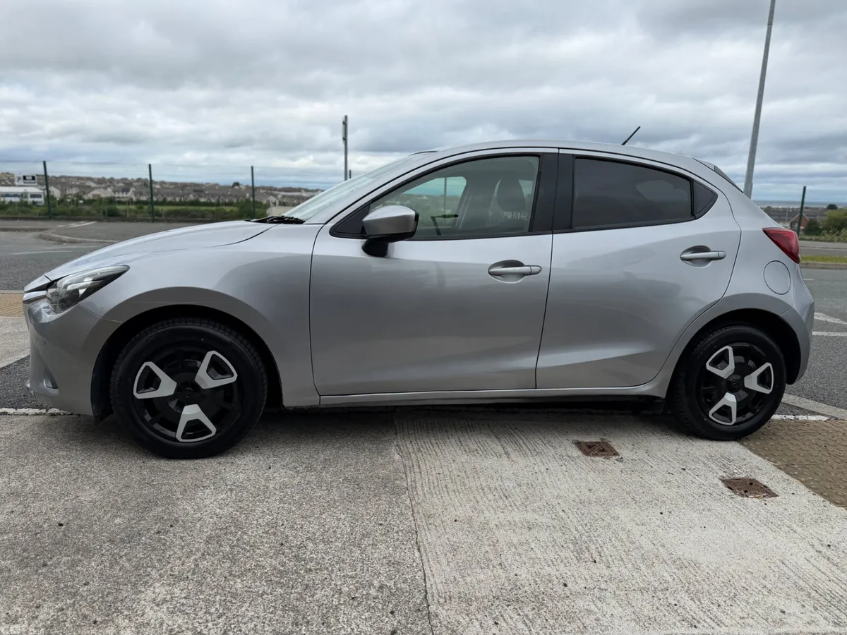 Mazda Demio MPV, Petrol, 2016, Grey
