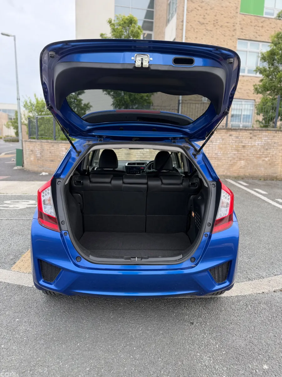 Honda Fit Hatchback, Petrol Hybrid, 2014, Blue