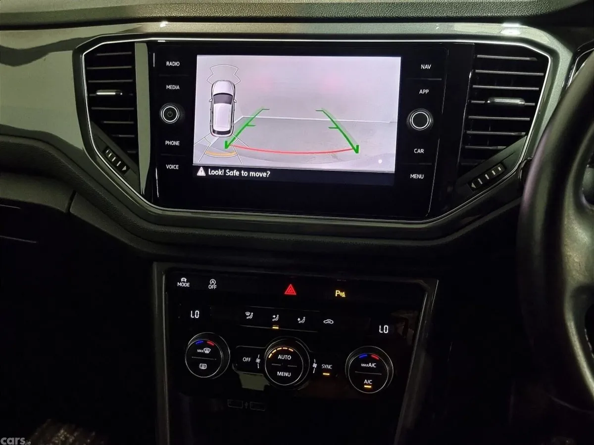 Volkswagen T-Roc SUV, Diesel, 2021, White
