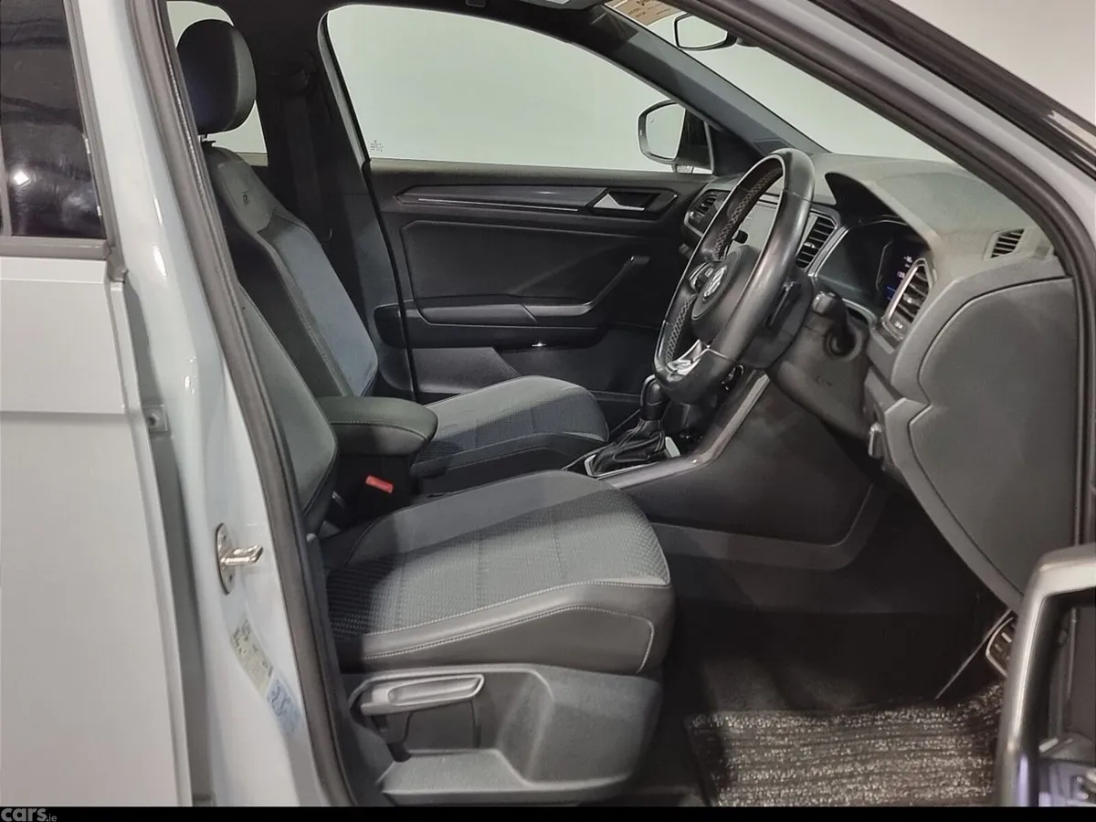 Volkswagen T-Roc SUV, Diesel, 2021, White