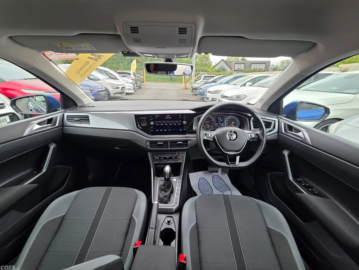 Volkswagen Polo Hatchback, Petrol, 2020, Blue