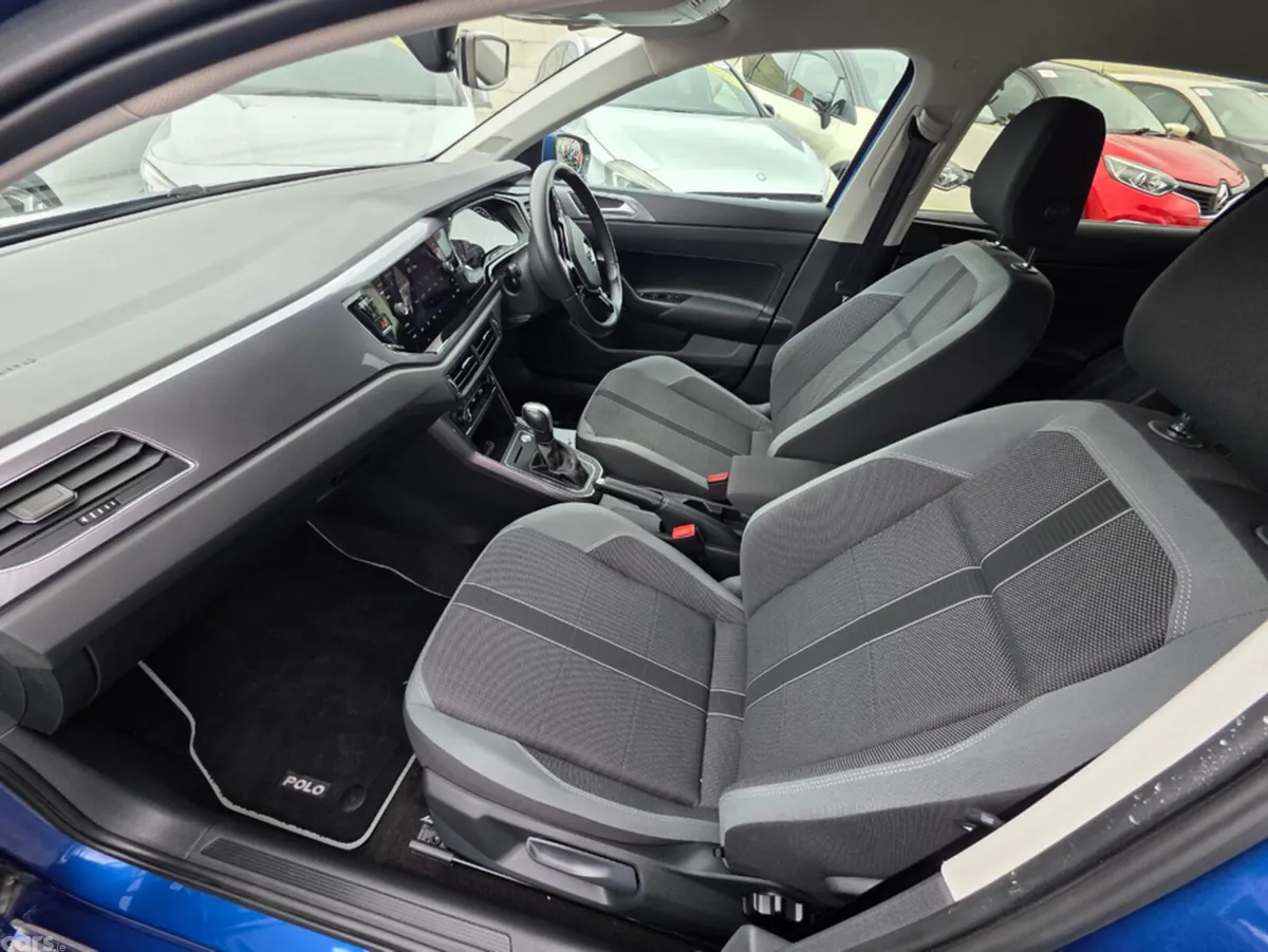 Volkswagen Polo Hatchback, Petrol, 2020, Blue