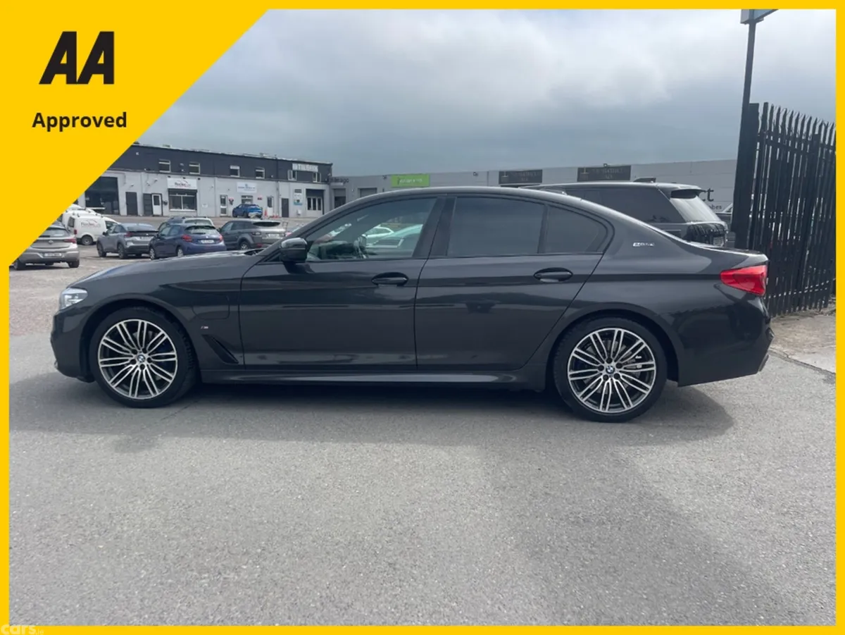 BMW 5-Series Saloon, Petrol Plug-in Hybrid, 2018, Grey
