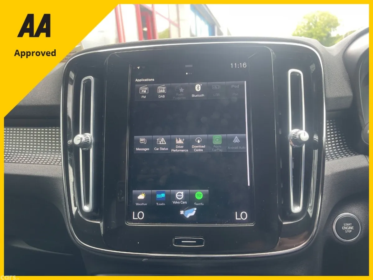 Volvo XC40 SUV, Petrol Plug-in Hybrid, 2021, Black