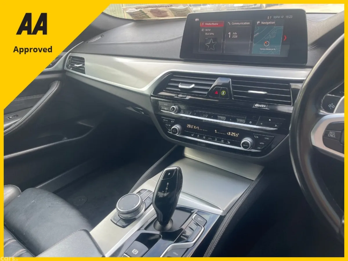 BMW 5-Series Saloon, Petrol Plug-in Hybrid, 2018, Grey