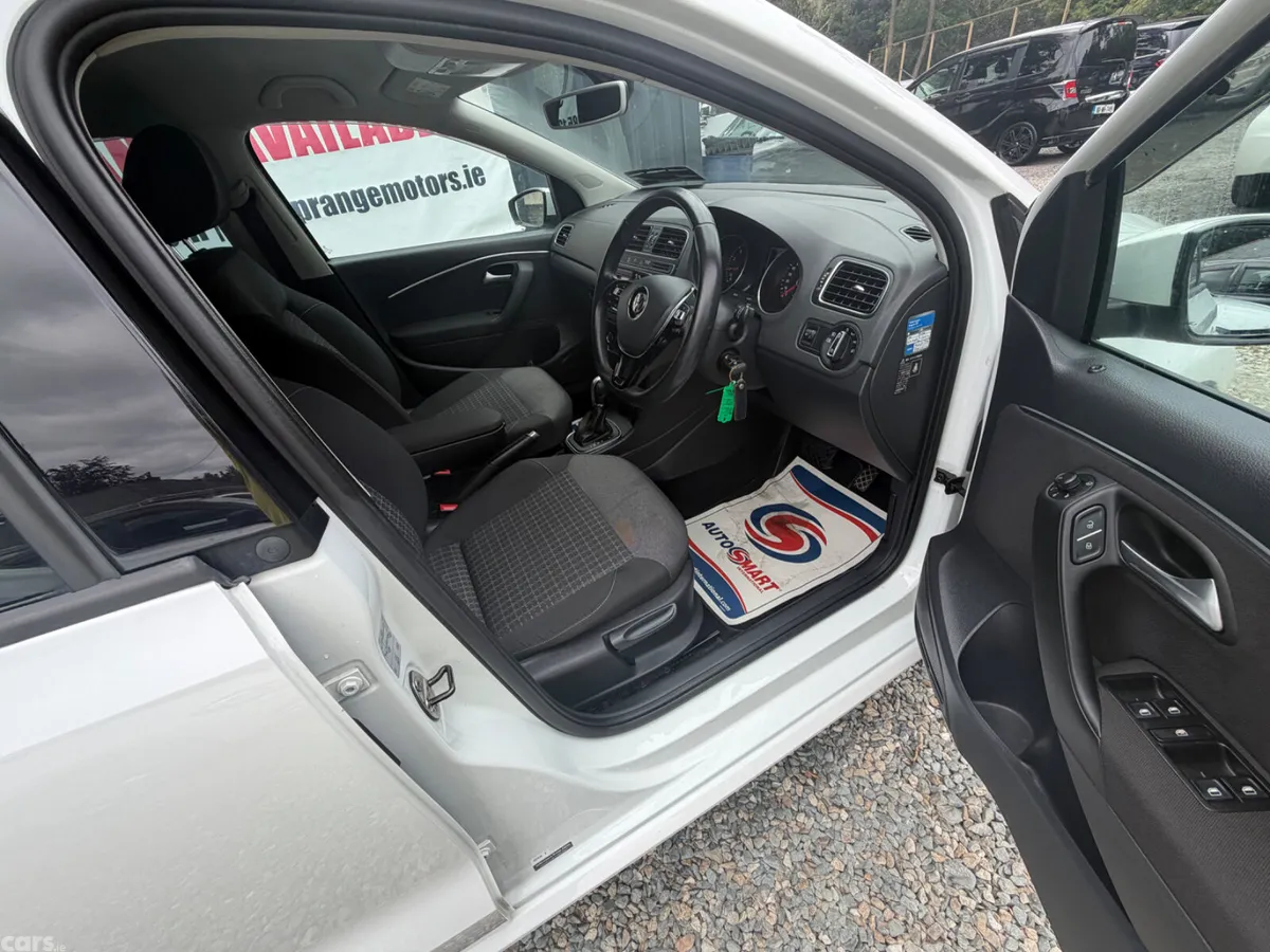 Volkswagen Polo Hatchback, Petrol, 2015, White