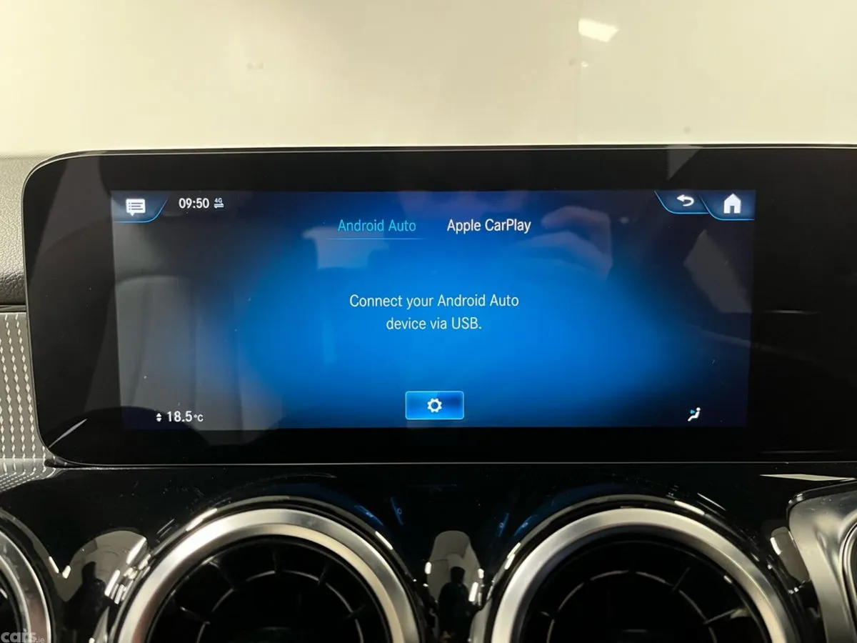 Mercedes-Benz GLB SUV, Petrol, 2023, Black