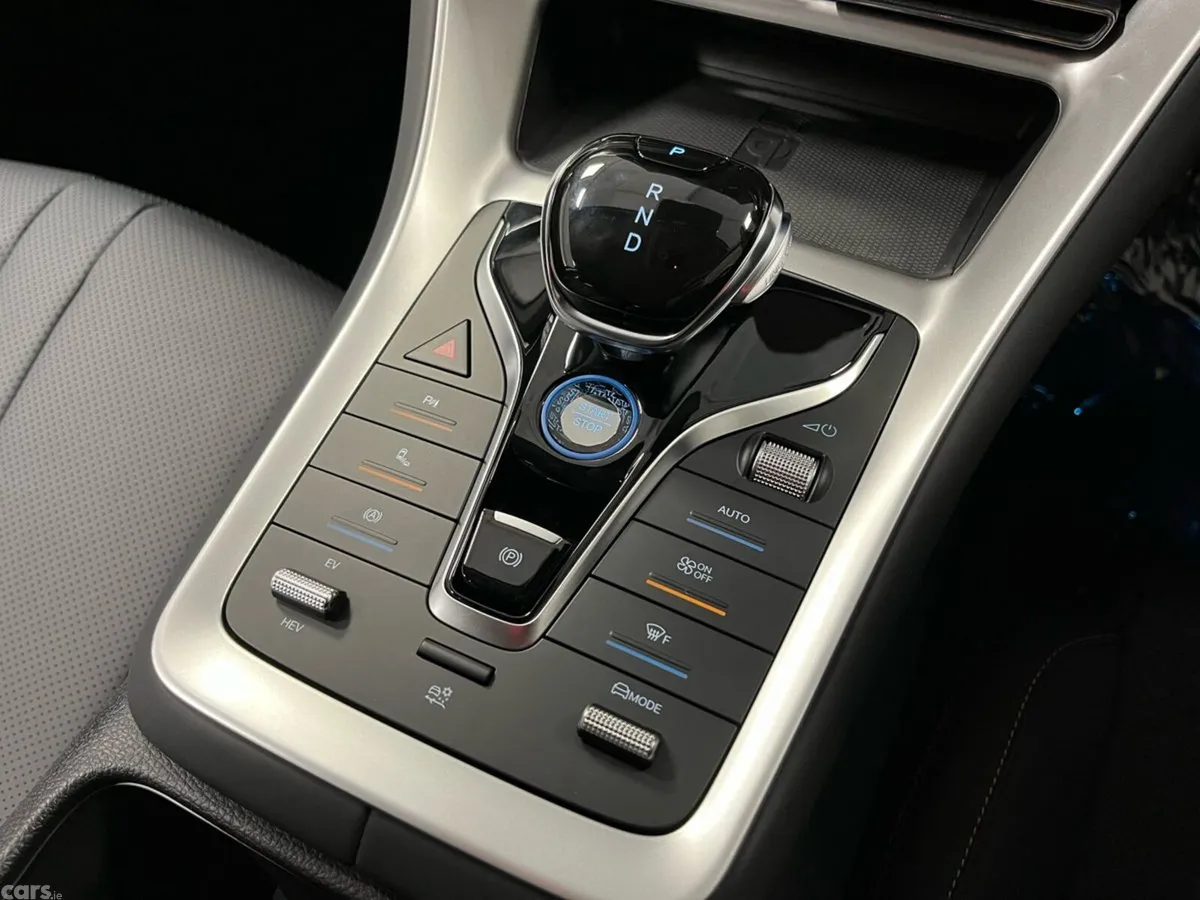 BYD SEALION 5 SUV, Petrol Plug-in Hybrid, 2026, Grey