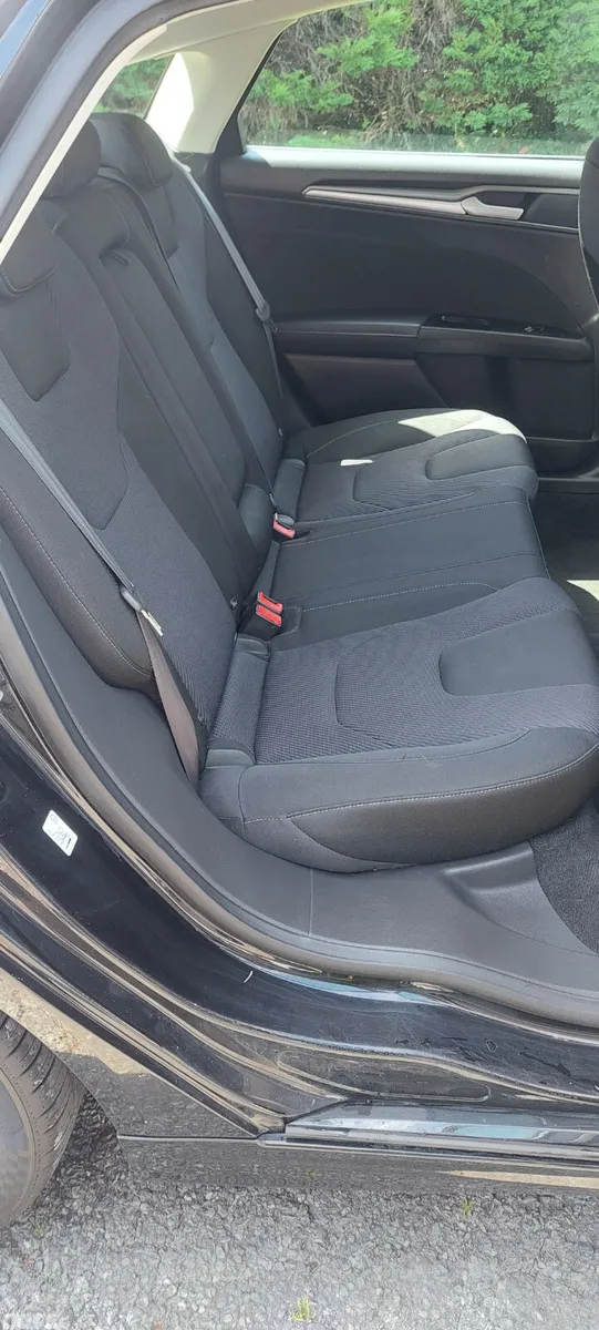 Ford Mondeo Hatchback, Diesel, 2015, Black