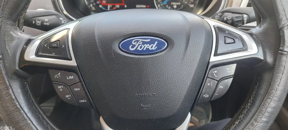 Ford Mondeo Hatchback, Diesel, 2015, Black