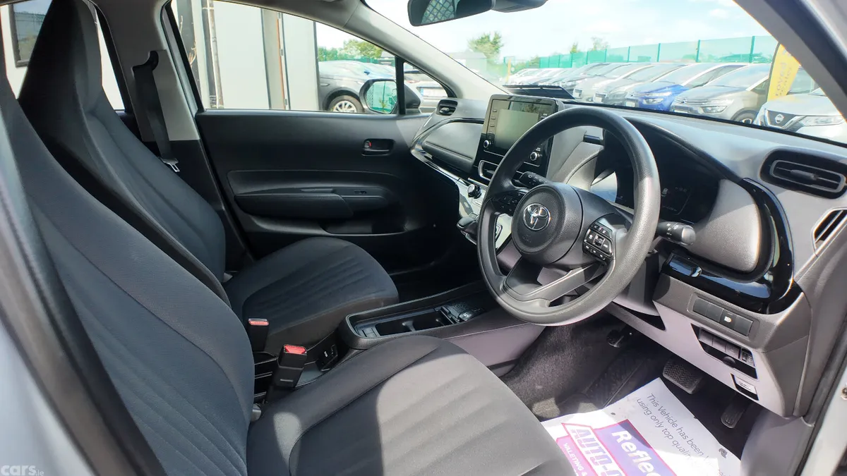 Toyota Aqua Hatchback, Petrol Hybrid, 2021, Silver