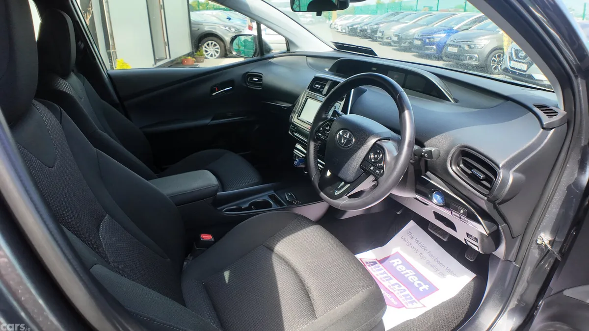 Toyota Prius Hatchback, Petrol Hybrid, 2020, Grey