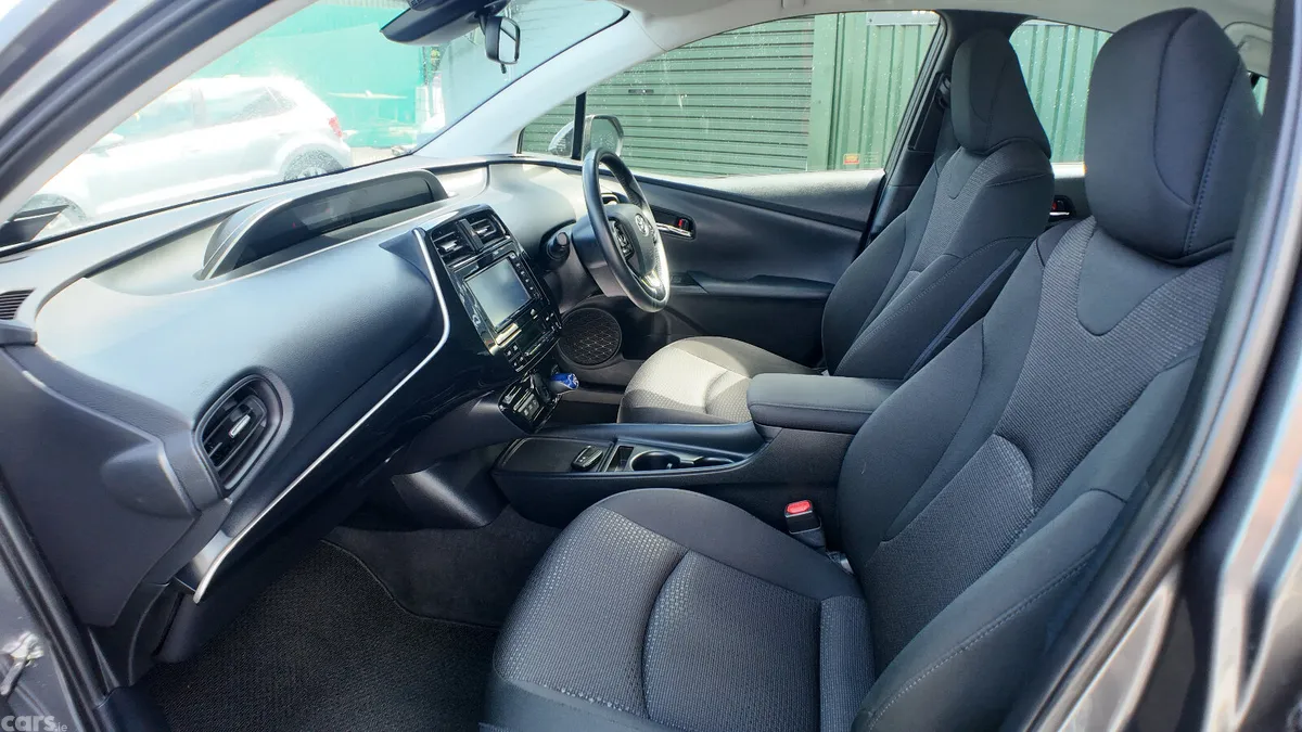 Toyota Prius Hatchback, Petrol Hybrid, 2020, Grey